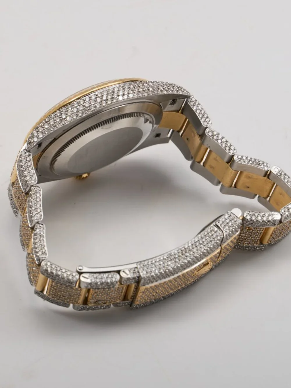 Rolex 126333 Watch with 13.7CTtw SI1 Diamonds